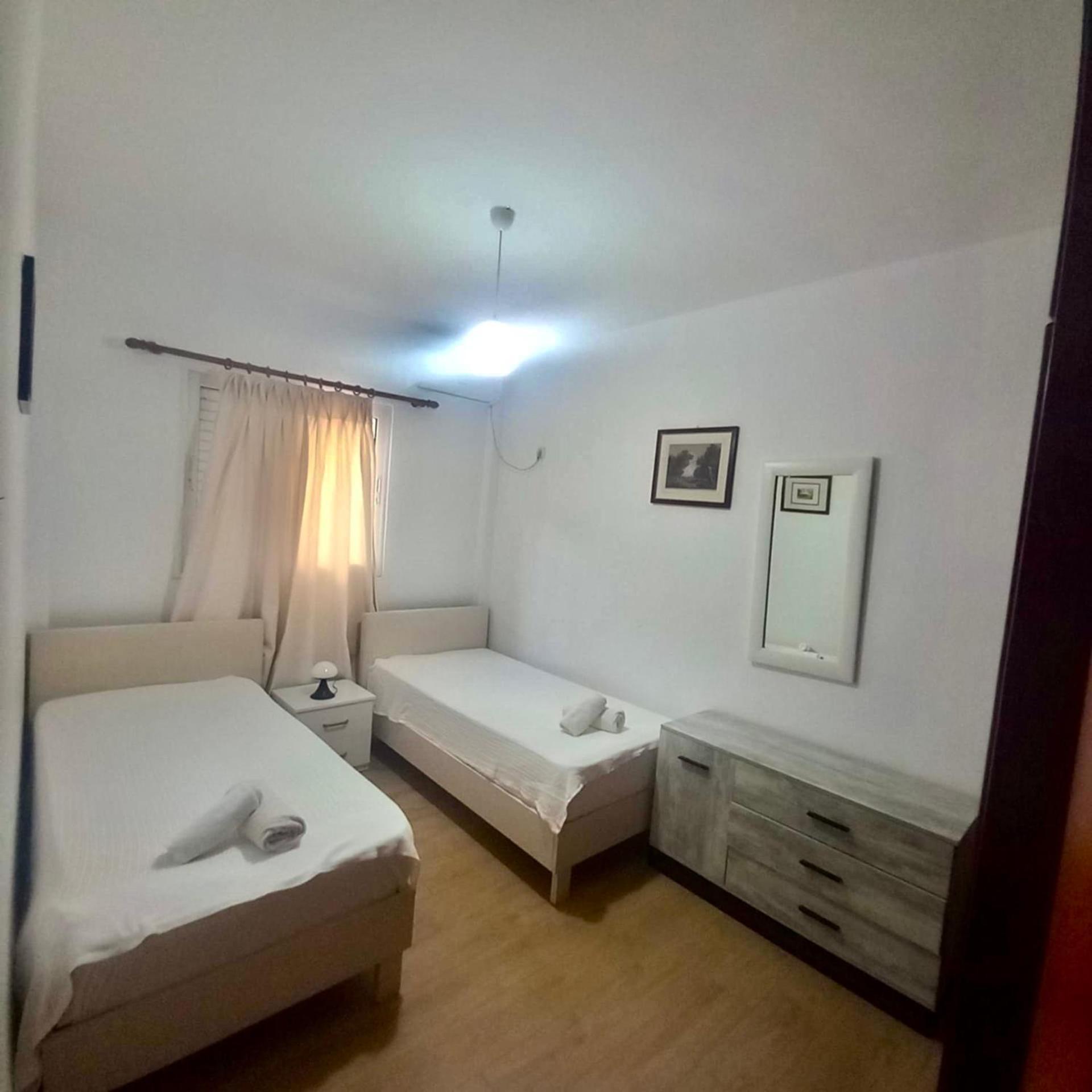 Sarsed Home, Sarandë エクステリア 写真